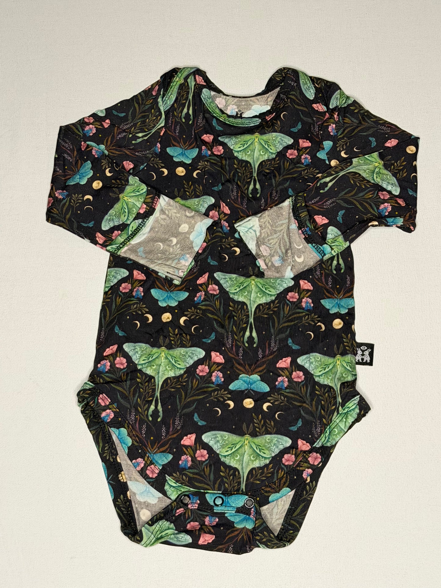 Long Sleeve Bamboo Onesie - Luna & Forester