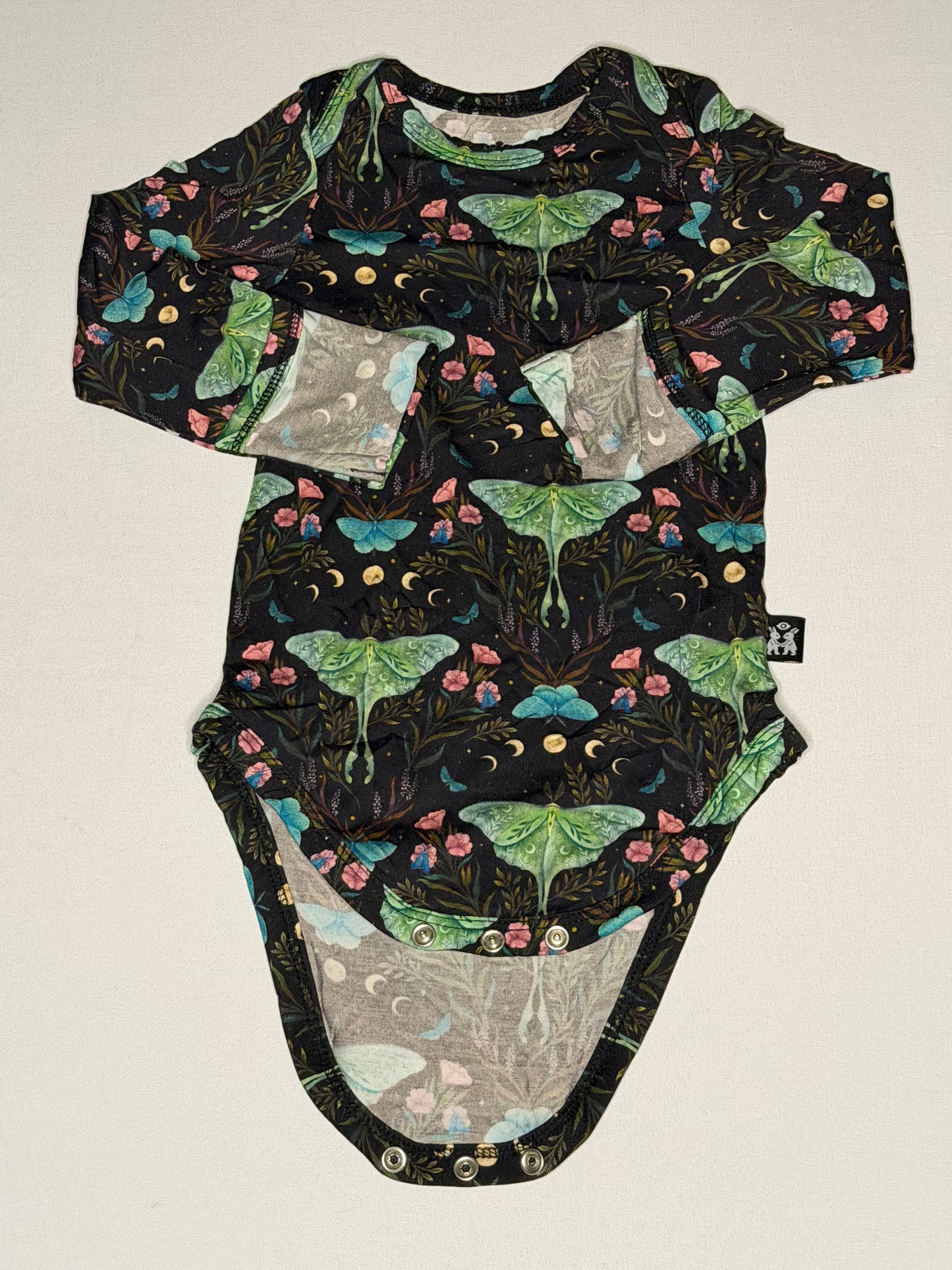 Long Sleeve Bamboo Onesie - Luna & Forester
